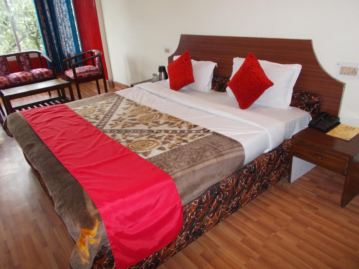 Anamika Hotel 奈尼塔尔 外观 照片